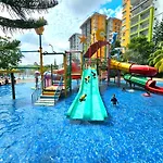 Melaka Town Area Top 1 Family Lovers Water Themepark Suites By Ggm